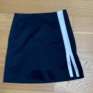 Lija Navy with White Stripe  Golf Skort Women’s Size 4